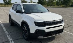 Jeep Avenger kiralık araç