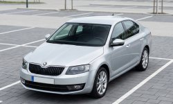 Skoda Octavia kiralık araç